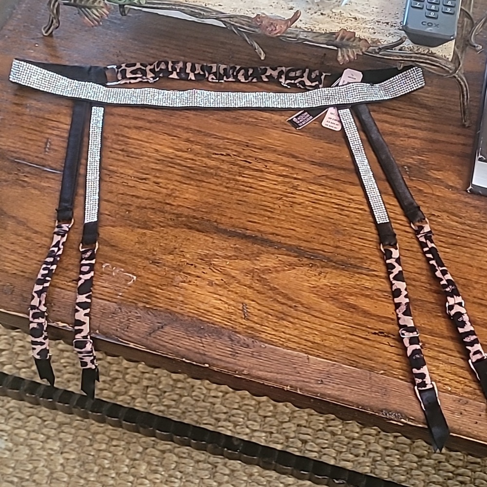 Victoria Secret leopard velvet rhinestone and satin garter belt Nwt